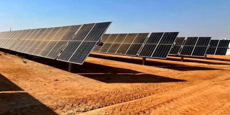 Bailundo tem nova central fotovoltaica: energia limpa com 7,8 MWp e ligações para as famílias