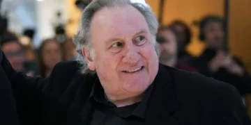 Justiça francesa determina julgamento de Gérard Depardieu por estupro