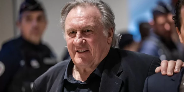 Gérard Depardieu vai ser julgado por novo caso de crimes sexuais