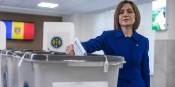 Partido pró-europeu lidera eleições na Moldova, mas sem maioria