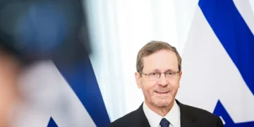 Presidente de Israel viaja na quinta-feira ao Vaticano para encontro com Leão XIV