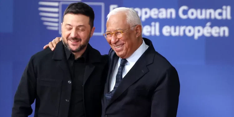 “Cada dia traz algo. Talvez amanhã tenhamos Tomahawks”, diz Zelensky em Bruxelas