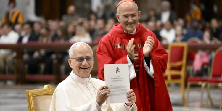 Educação: Leão XIV alerta para “eficientismo sem alma” e pede renovação no tempo da inteligência artificial