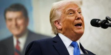 ​Trump pede detenção do “mayor” de Chicago e do governador do Illinois