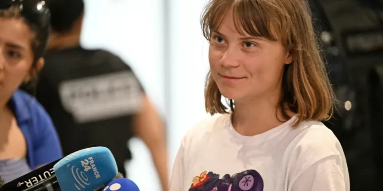 Israel nega maus-tratos a Greta Thunberg