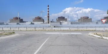 “Situação crítica” na central nuclear de Zaporíjia, alerta Zelensky