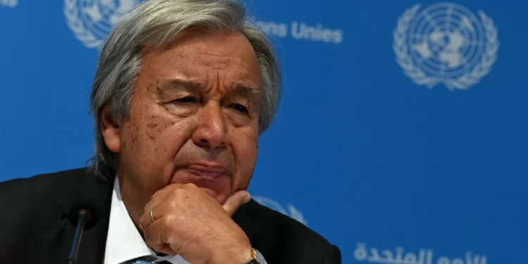 Chefe da ONU está ‘muito preocupado’ com número de mortos na megaoperação policial no Rio de Janeiro