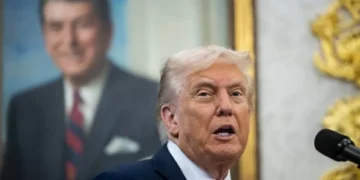 Trump diz que pode fazer coisas ‘ruins’ e ‘irreversíveis’ para democratas durante shutdown