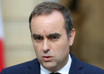 Lecornu de saída: novo primeiro-ministro de França deve ser anunciado nas próximas 48 horas