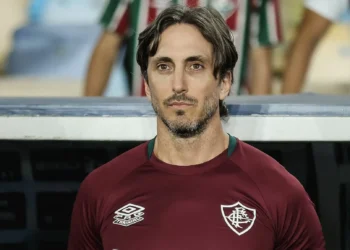 Fluminense: Zubeldia fala sobre megaoperação no Rio de Janeiro em coletiva