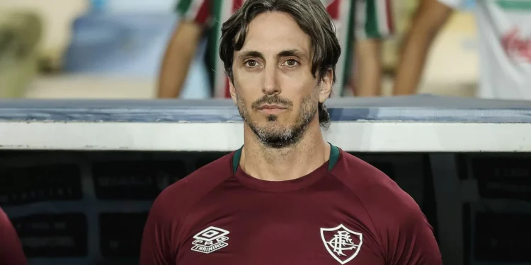 Fluminense: Zubeldia fala sobre megaoperação no Rio de Janeiro em coletiva