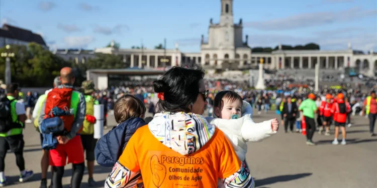 Fátima espera milhares de fiéis na última grande peregrinação do ano