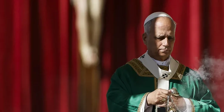 Leão XIV defende agências de notícias como “antídoto” contra “informação lixo”