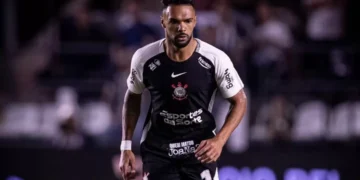 Raniele dispara após derrota para o Santos e faz cobrança ao Corinthians