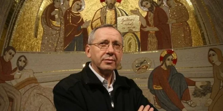 Caso Rupnik: Vaticano nomeia cinco juízes independentes