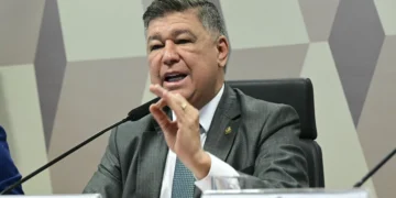 Presidente da CPMI do INSS pedirá prisão de convocados que não comparecerem