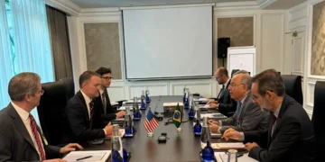 Delegações do Brasil e EUA iniciam negociações sobre tarifaço