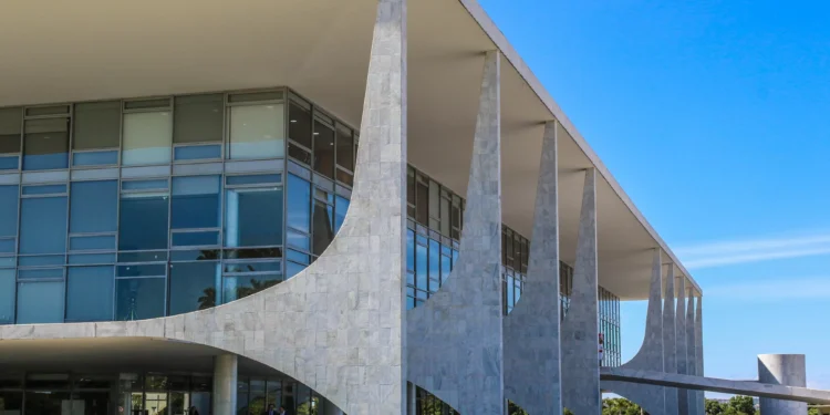 Governo Lula busca caminhos para melhorar imagem na segurança pública