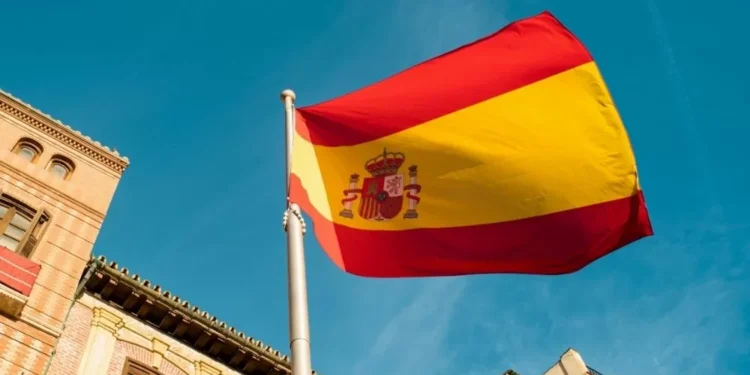 Prazo para brasileiros solicitarem cidadania espanhola por meio da ‘Lei dos Netos’ termina nesta quarta-feira