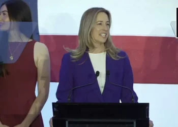 Democrata Mikie Sherrill é eleita governadora de Nova Jersey