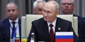 Rússia está pronta para conversar com EUA sobre planos de paz, diz Putin