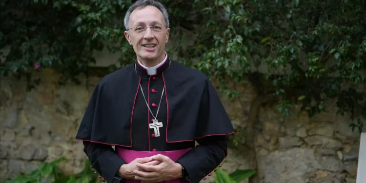 Aumento do populismo requer “muita atenção por parte da Igreja”