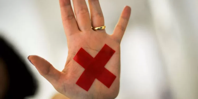 840 milhões de mulheres no mundo foram alvo de violência, revela OMS