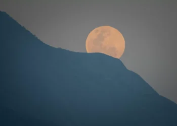 Superlua do Castor será a mais brilhante de 2025 e visível esta quarta-feira