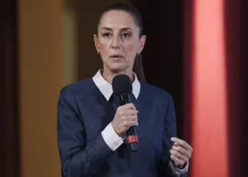 Presidente do México apalpada na rua por homem embriagado apela a luta contra assédio