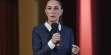 Presidente do México apalpada na rua por homem embriagado apela a luta contra assédio