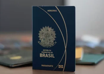 Portadores de passaporte serão avisados sobre vencimento