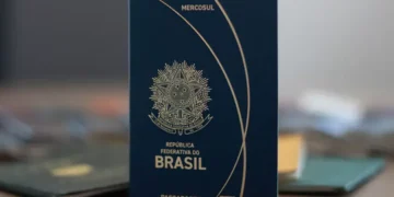 Portadores de passaporte serão avisados sobre vencimento