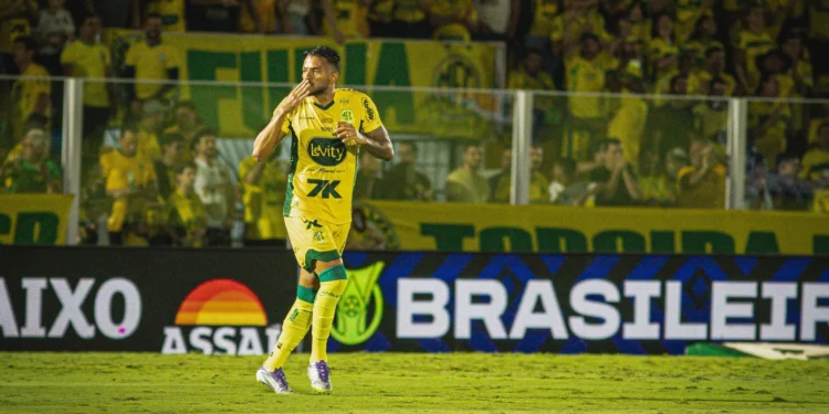 Mirassol vence Ceará e se aproxima de vaga direta para Libertadores