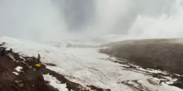 Avalanche deixa três mortos e quatro desaparecidos no Nepal