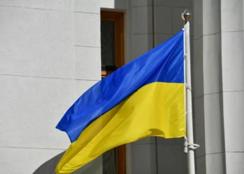 Força aérea ucraniana diz que Kiev está sob ataque de mísseis balísticos