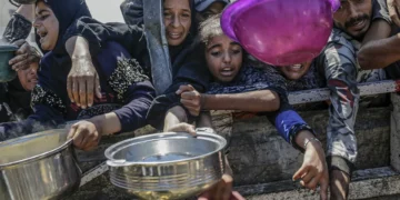 Egito espera anunciar em janeiro 2.ª fase do acordo sobre Faixa de Gaza