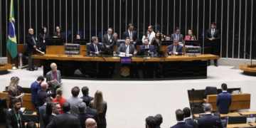 Votação do Orçamento de 2026 é desfecho de duelo, diz Idiana Tomazelli