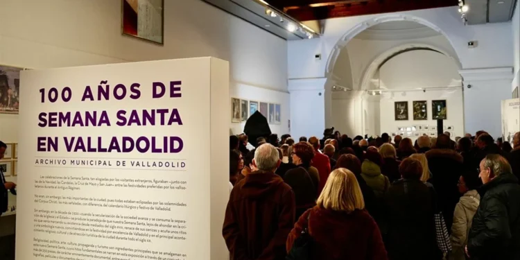 Exposição leva a Semana Santa de Valladolid ao Porto com tecnologia imersiva