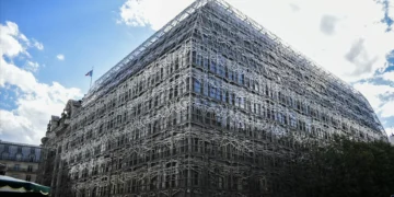 Alto funcionário francês drogou mais de 240 mulheres durante entrevistas de emprego