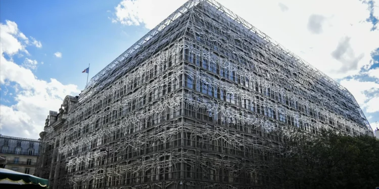 Alto funcionário francês drogou mais de 240 mulheres durante entrevistas de emprego