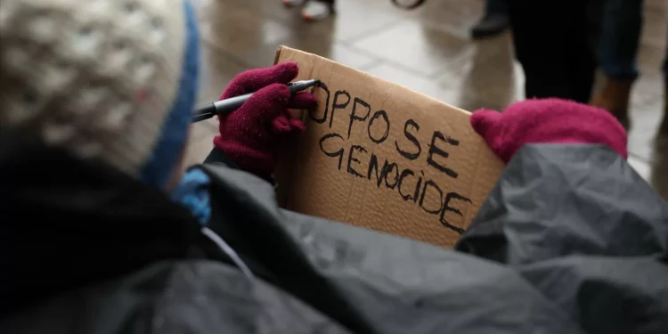 Greve de fome da Palestine Action é a mais longa em prisões britânicas desde o IRA