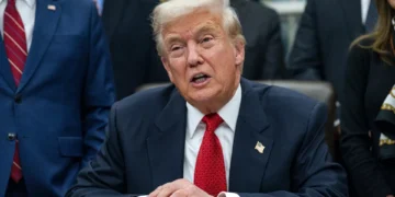 Trump diz que imigrantes somalis são “lixo” e que têm de deixar de entrar nos EUA