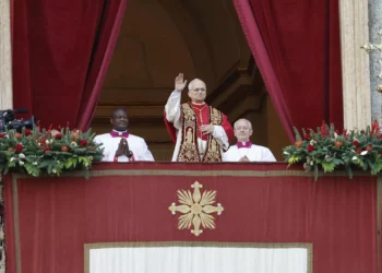 Papa na bênção Urbi et Orbi: ”Se cada um reconhecesse as suas falhas, o mundo mudaria”