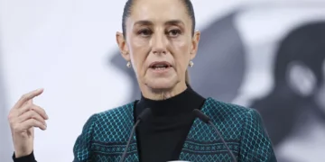 Esquerda latino-americana precisa refletir sobre o avanço da extrema direita, afirma Sheinbaum
