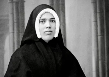 Há um século, Nossa Senhora confiou a Lúcia um apelo para o mundo. Saiba qual
