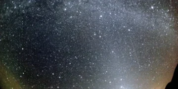 Já olhou para o céu? Hoje há chuva de estrelas