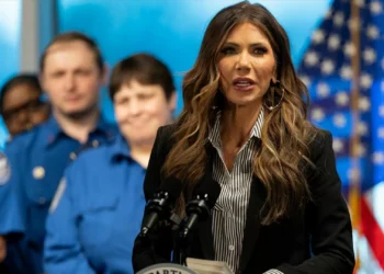 Governo dos EUA pretende alargar proibição de viagens a mais de 30 países