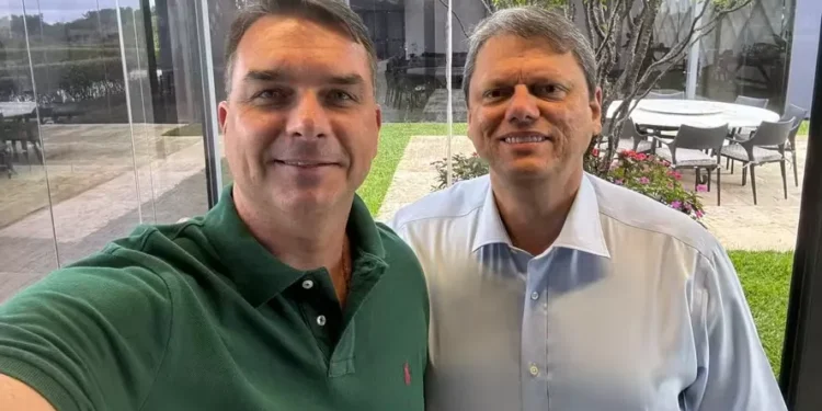 Tarcísio foi transparente e disse que “estamos juntos”, diz Flávio