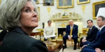 Chefe de gabinete da Casa Branca diz que Trump tem “personalidade de alcoólico”