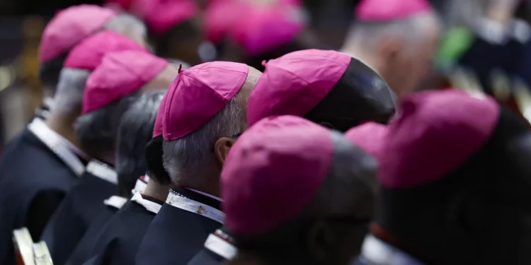 Leão XIV condena os “fantasmas da divisão” na Cúria e pede conversão e unidade